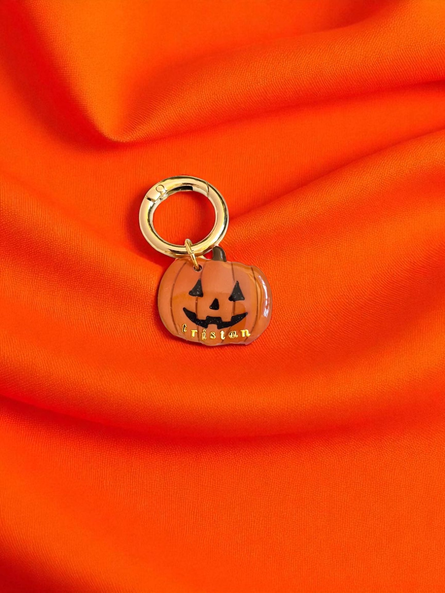 MEDAGLIETTA RESINA HALLOWEN