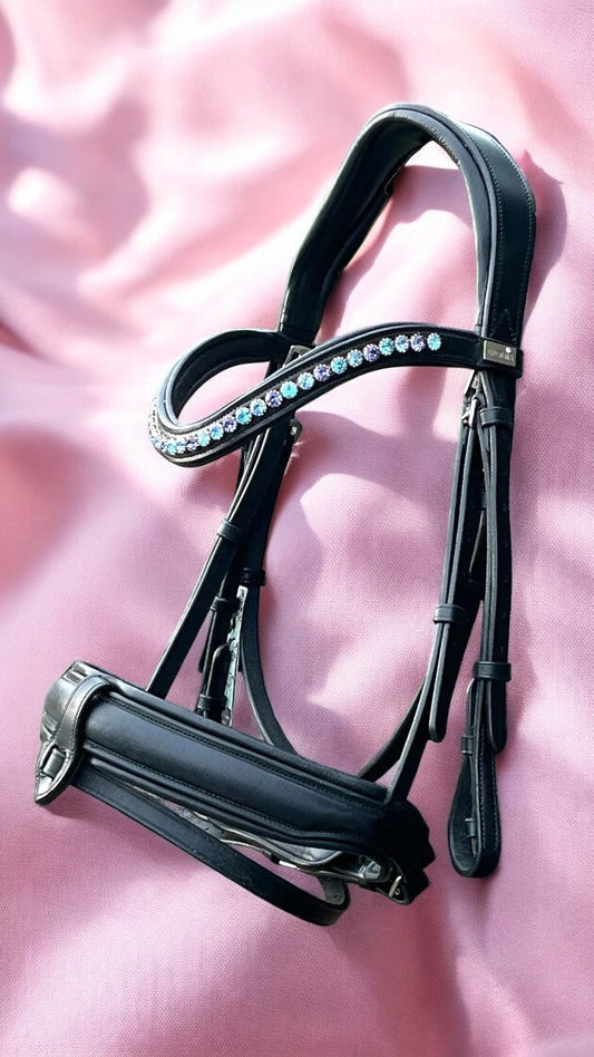 CAPEZZA LUXURY CHIC